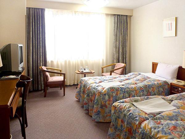 Hotel Binario Komatsu Centre Extérieur photo